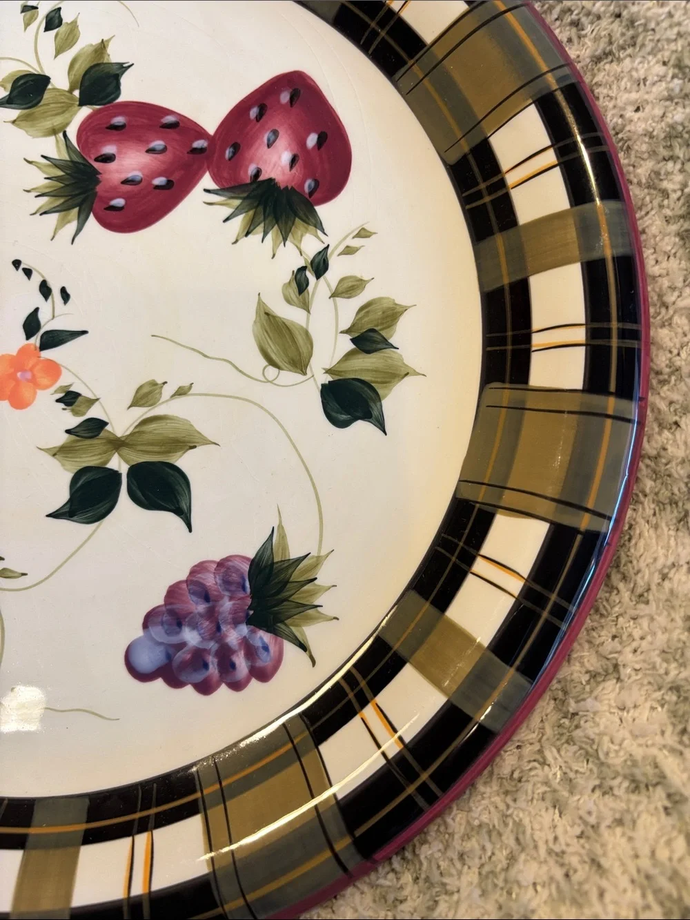 Strawberry Plaid Floral Serve Plate by Oneida NWT 12”x12”x1.50”